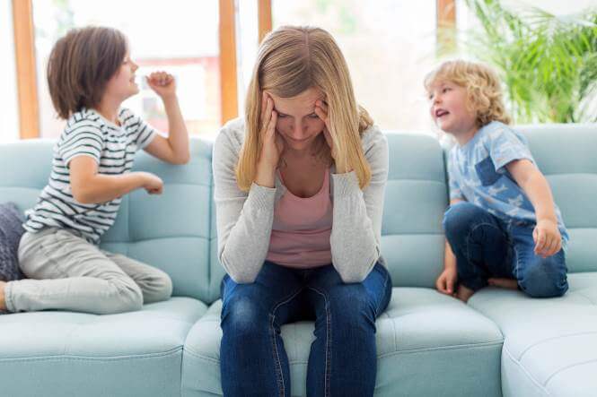 Eine Familie zu haben kann so schön sein – theoretisch zumindest: Man teilt alles, man unternimmt viel gemeinsam, man gibt sich Geborgenheit, man isst gemeinsam, etc. In diesem Magazinbeitrag erhältst Du Tipps aus der Psychologie!